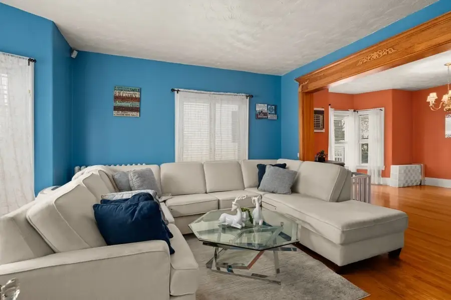 55 Arlington St, Lowell, MA 01854 - #2