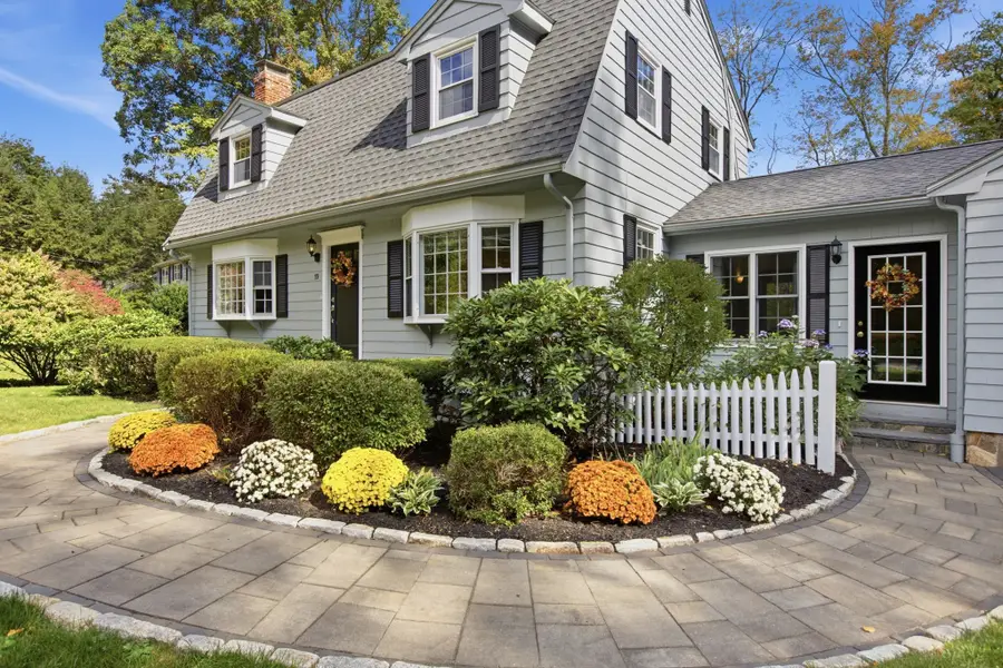 19 Evergreen Rd, Acton, MA 01720 - #3