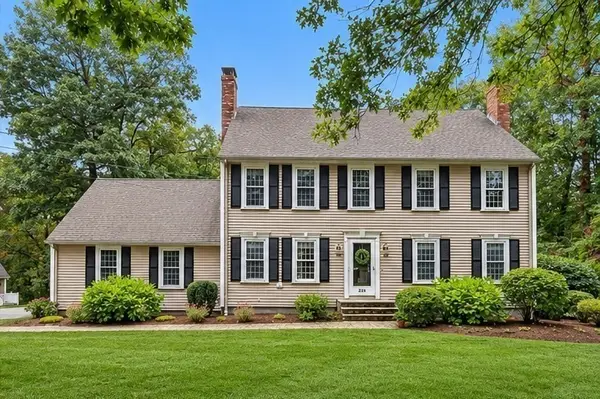 220 Abbott St, North Andover, MA 01845