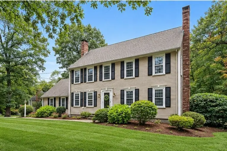 220 Abbott St, North Andover, MA 01845 - #3
