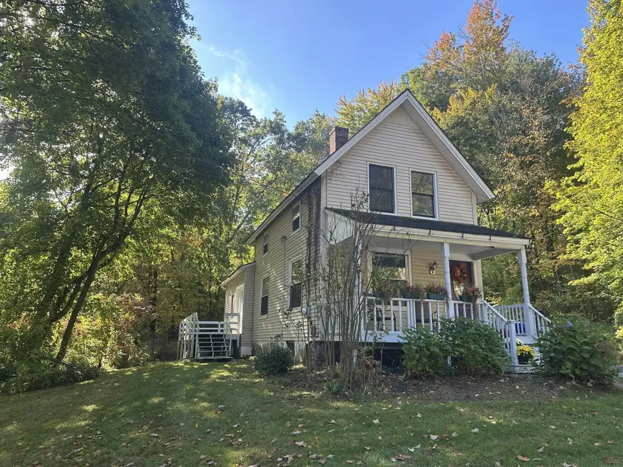 22 Laurel, Greenfield, MA 01301 - #2