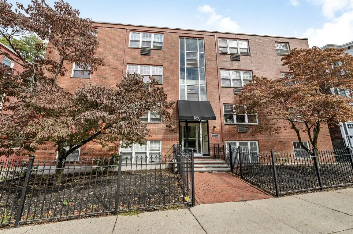 520 Talbot Ave #4, Boston, MA 02124 - #1