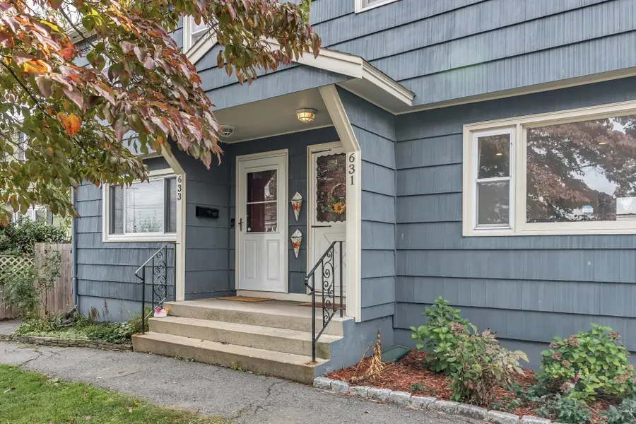 631 E Merrimack St #631, Lowell, MA 01852 - #2