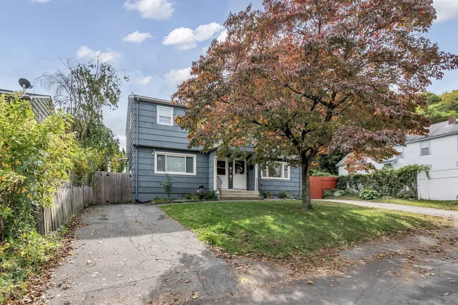 631 E Merrimack St #631, Lowell, MA 01852 - #3