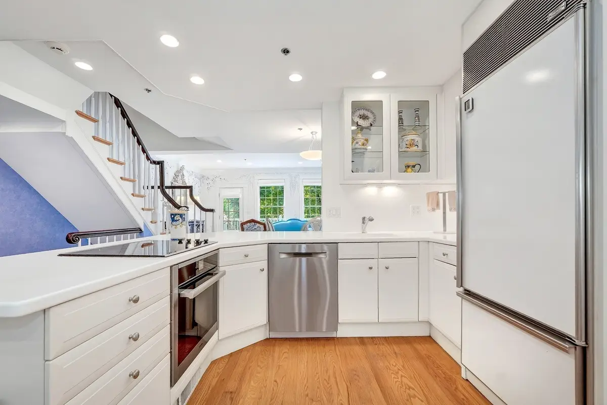 96 Sweetwater Ave #9, Bedford, MA 01730 - #1