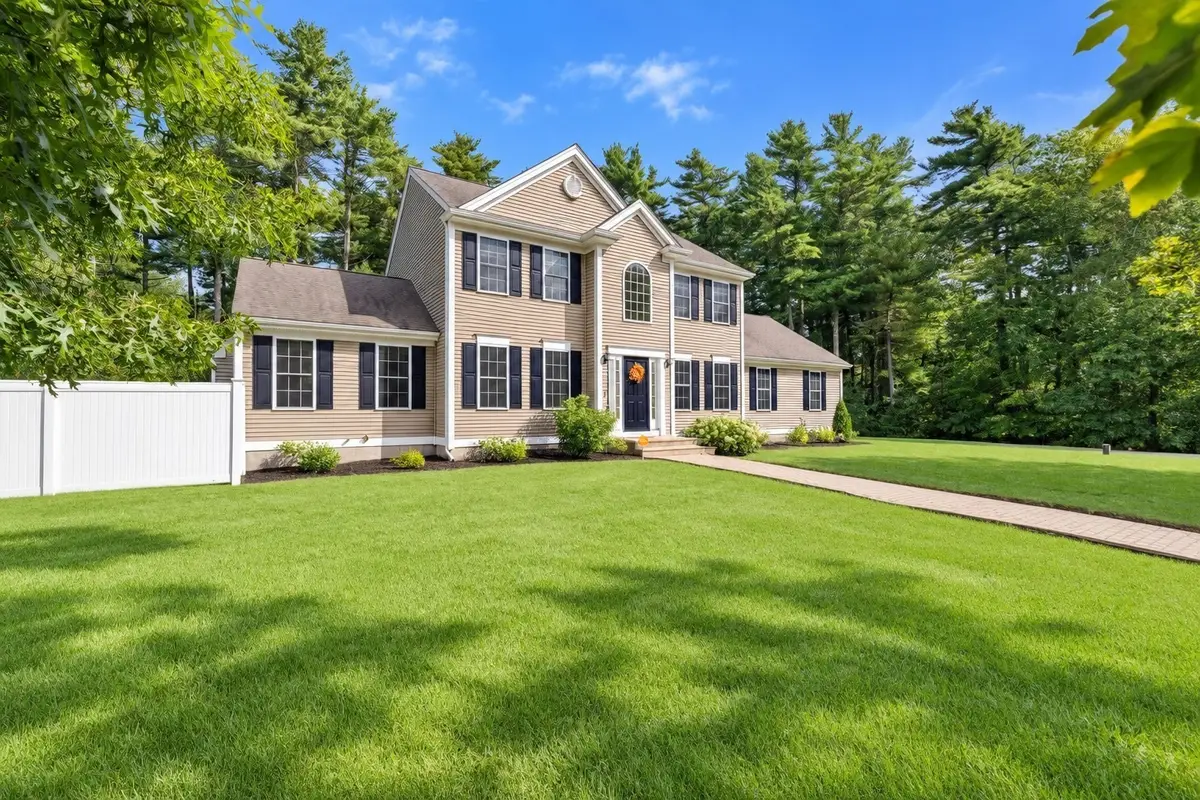 3 Autumn Dr, Wareham, MA 02576 - #1