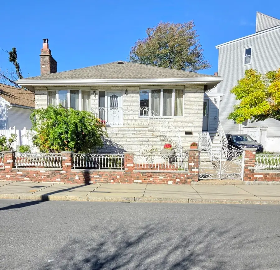 21 Annese Rd, Chelsea, MA 02150 - #3