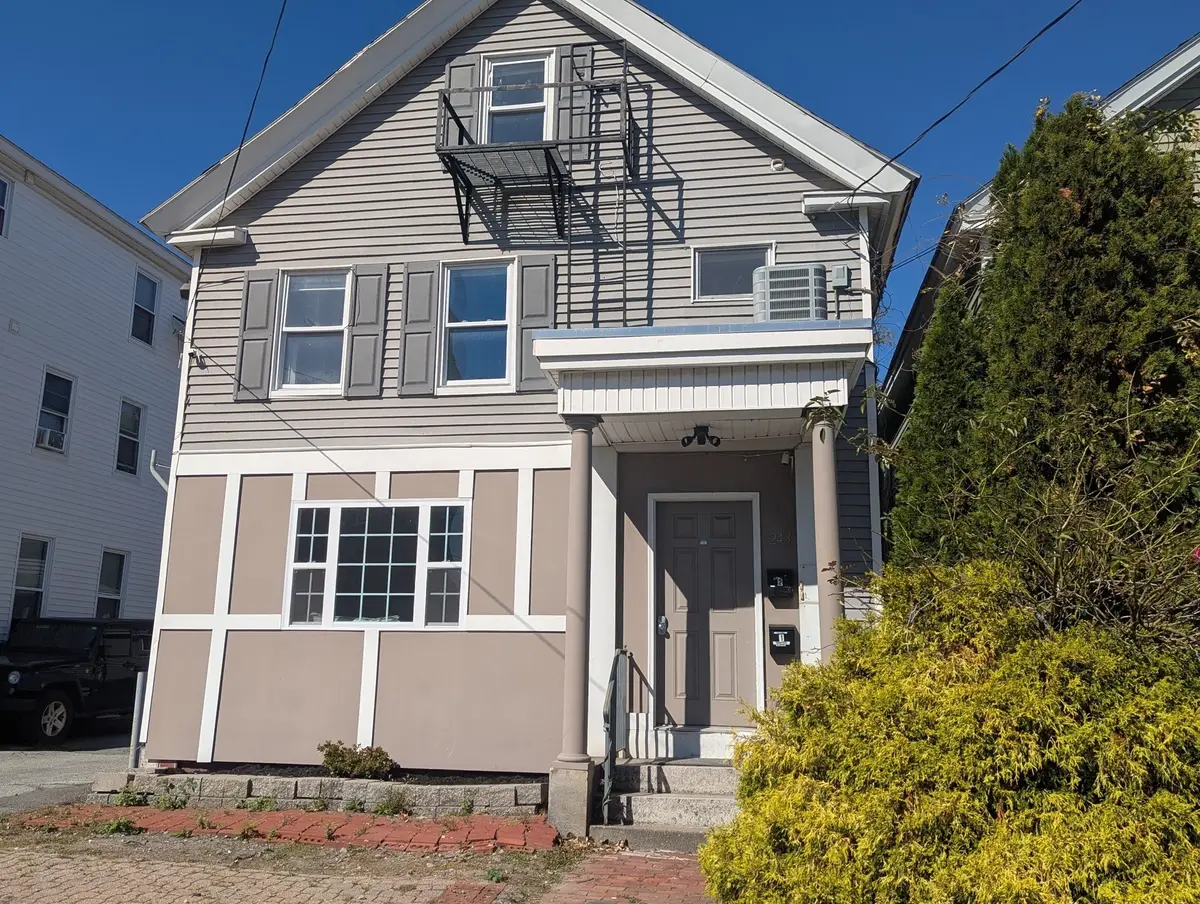 243 Appleton St, Lowell, MA 01852 - #1