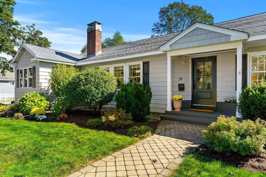 29 Linwood St, Chelmsford, MA 01824 - #2