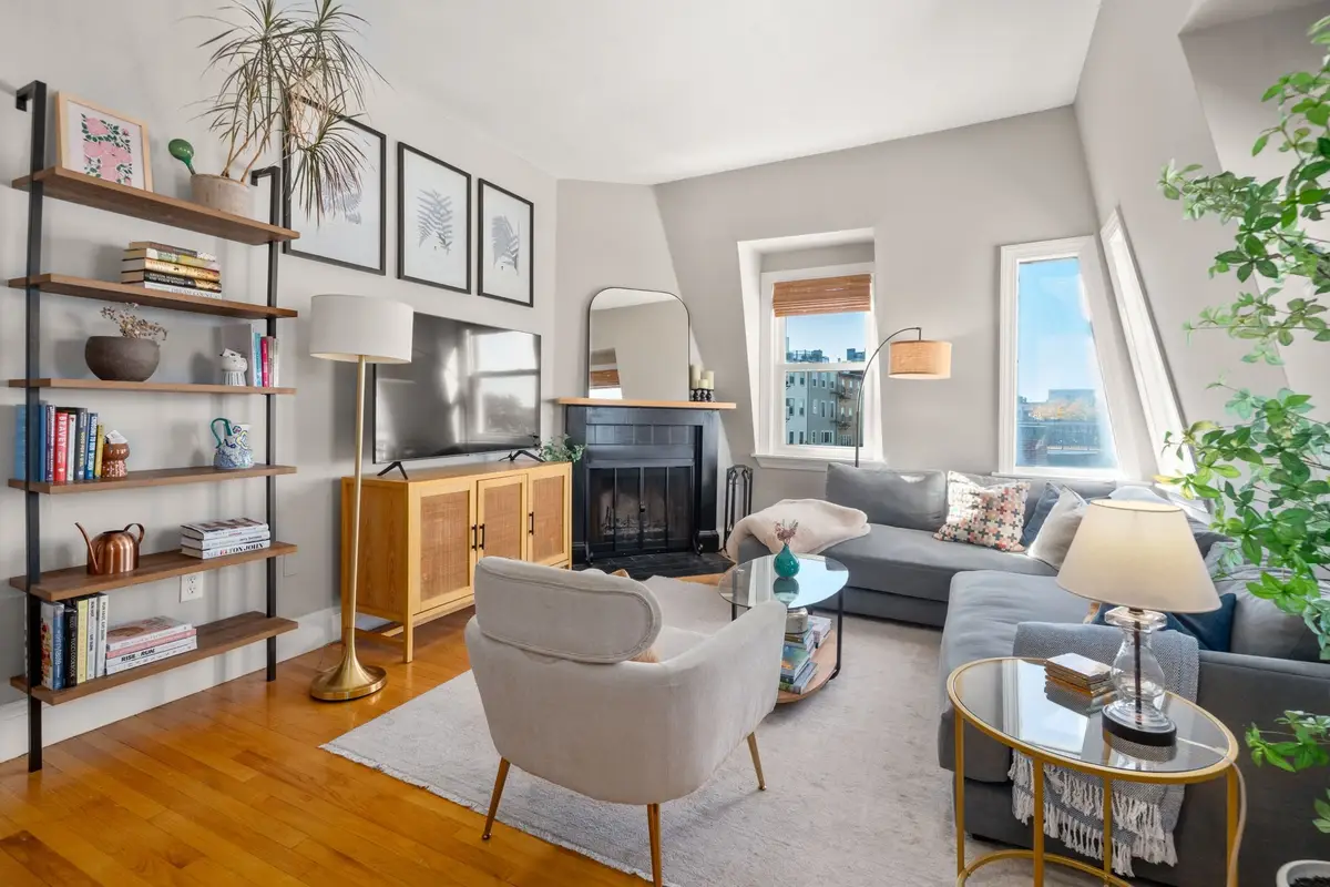 73 Sullivan St #4, Boston, MA 02129 - #1