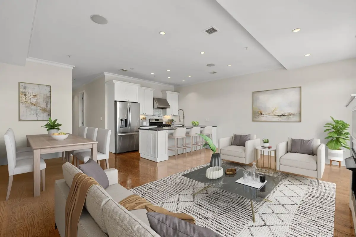 374-378 W Broadway #3, Boston, MA 02127 - #1