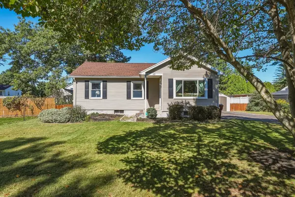 49 Crest St, Ludlow, MA 01056