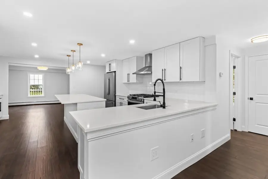 21 Fairfield St, Maynard, MA 01754 - #2