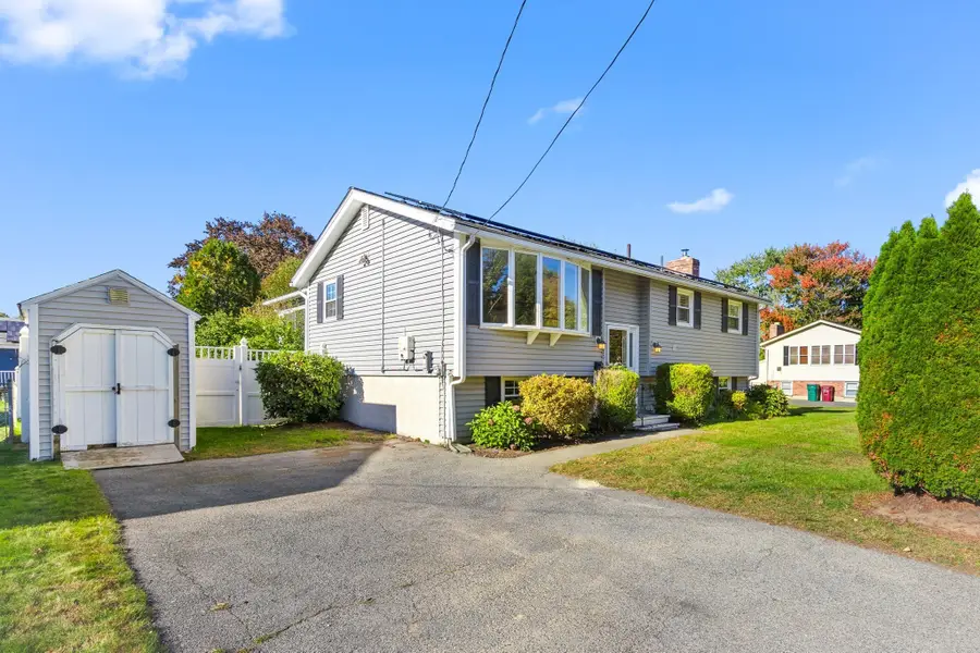 70 Westwind Rd, Lowell, MA 01852 - #2