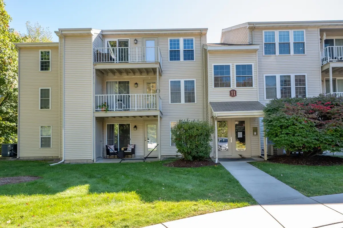 11 Thoreau Ct #2, Natick, MA 01760 - #1