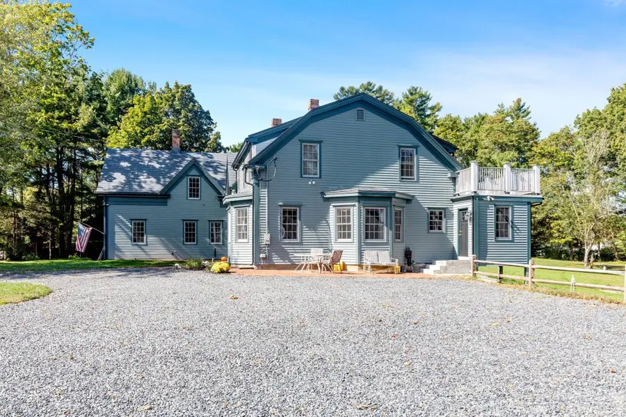 18 Lakeview St, Carver, MA 02330 - #2