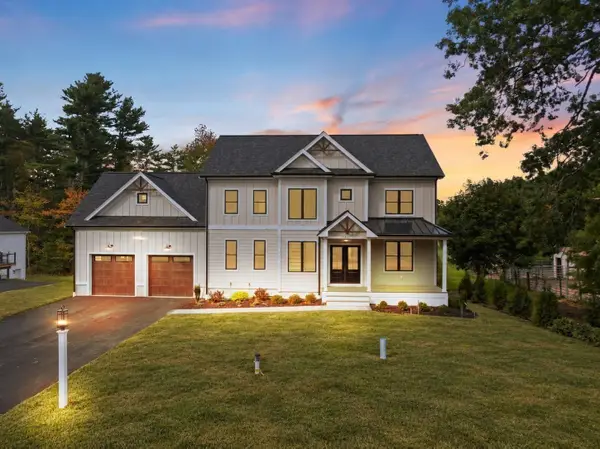 11 Hiawatha Trl, Bridgewater, MA 02324