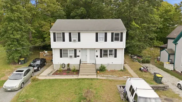 19-21 Moore Ave, Franklin, MA 02038