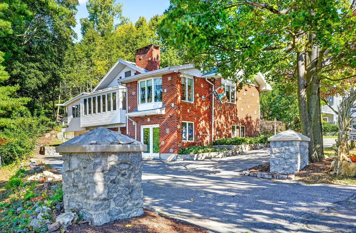 39 Buckman St, Woburn, MA 01801 - #1
