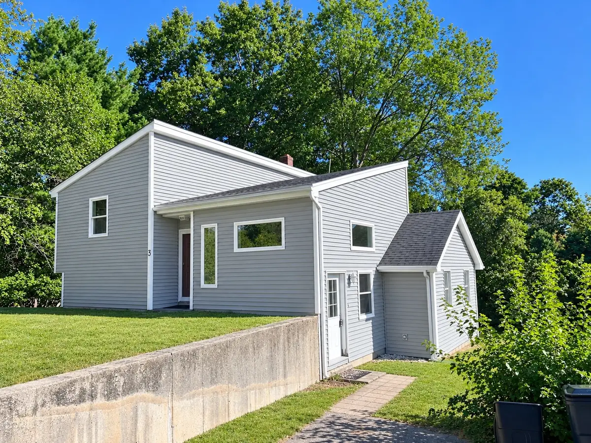 3 Plymouth St, North Reading, MA 01864 - #1