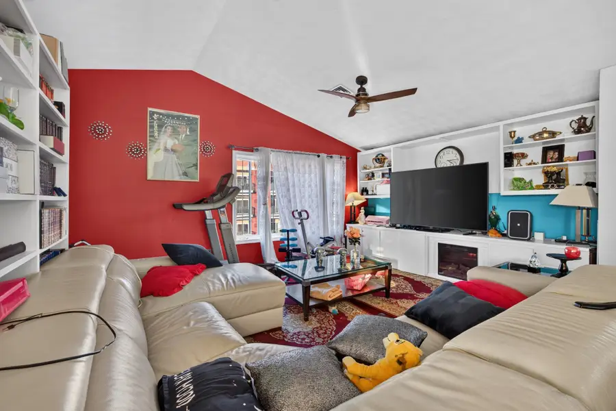 1 Franklin Ave, Revere, MA 02151 - #3