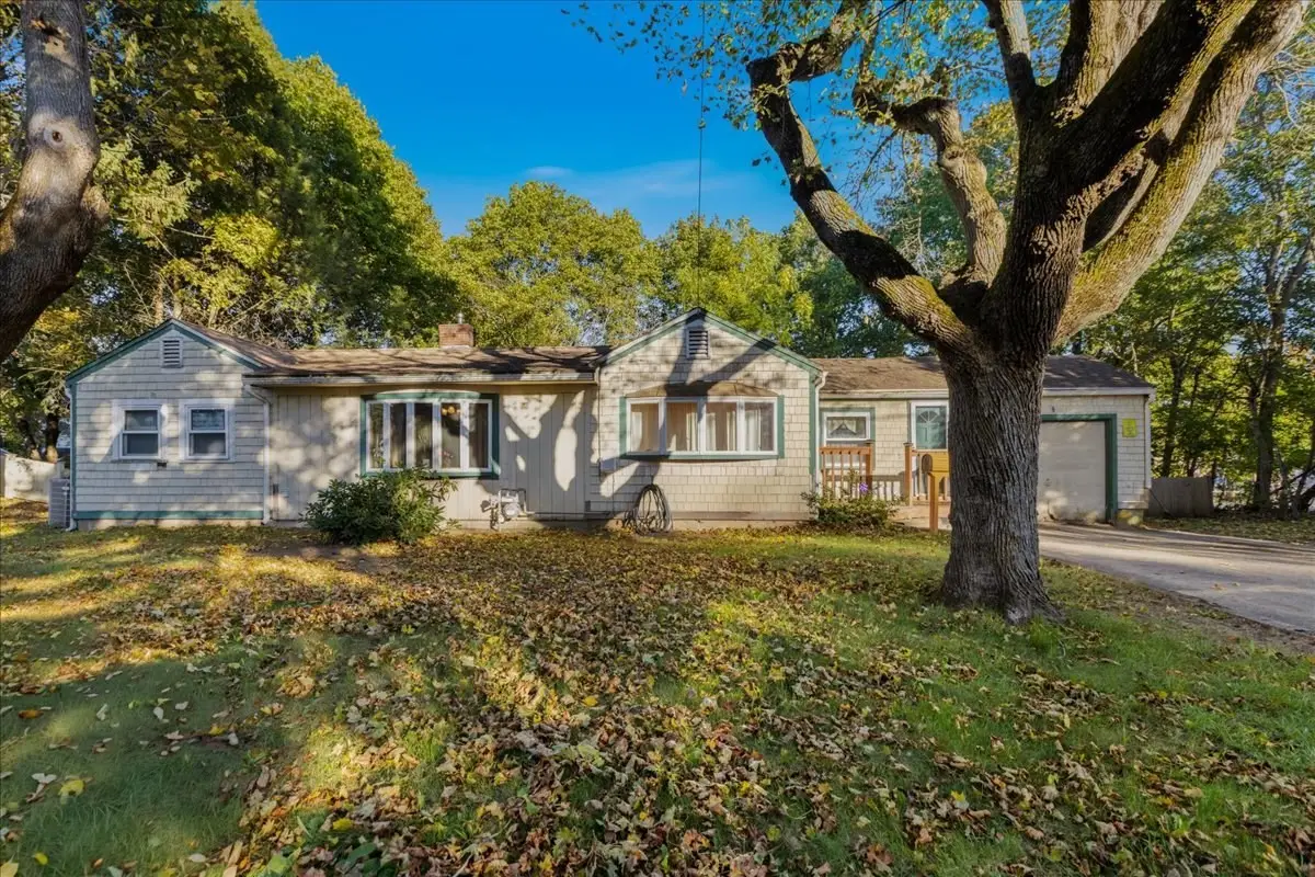 11 Lackey St, Haverhill, MA 01830 - #1