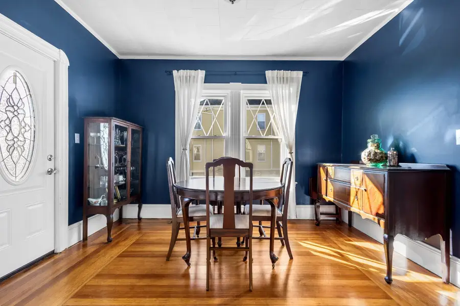 69 Milford St, New Bedford, MA 02745 - #3