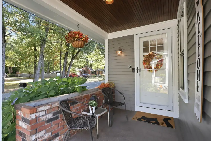 53 James St, Agawam, MA 01001 - #3