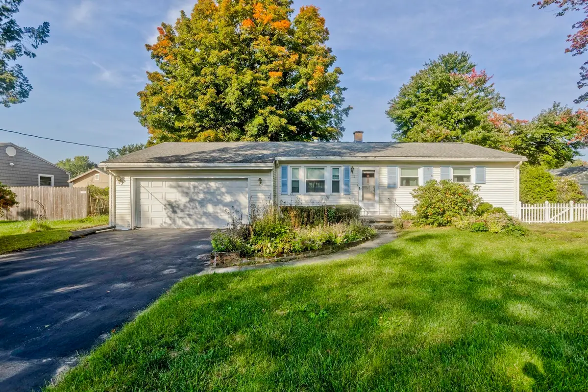 68 Talmadge Dr, Springfield, MA 01118 - #1