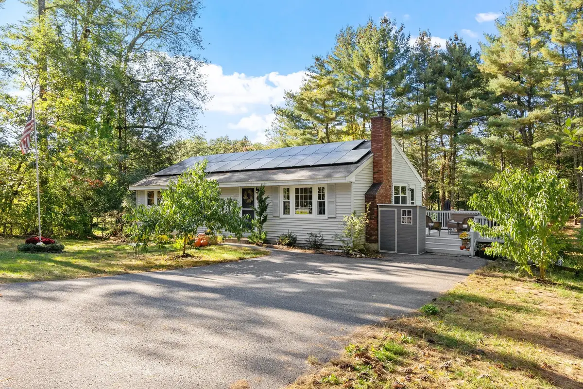 18 East St, Pepperell, MA 01463 - #1