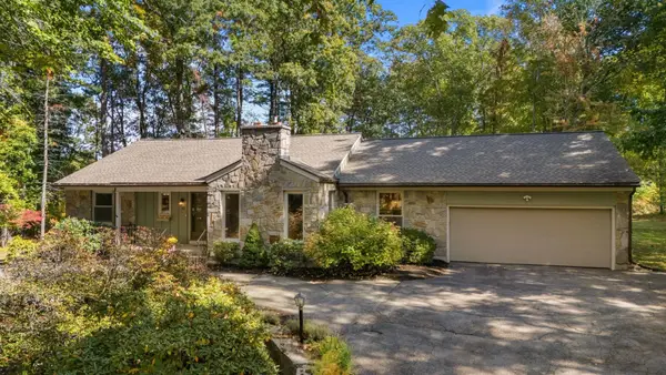 10 Lantern Rd, Framingham, MA 01702