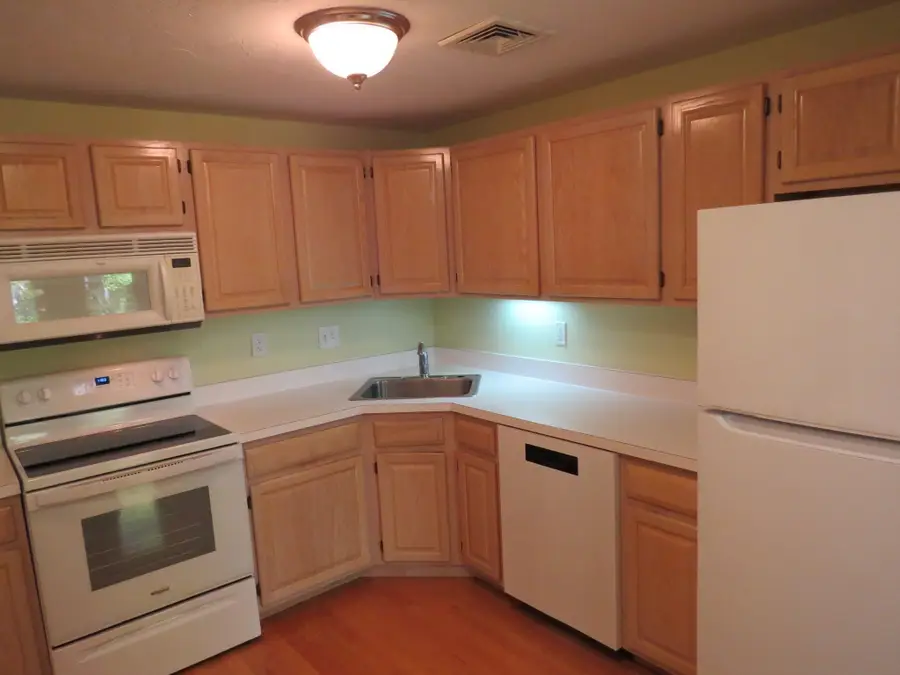 84G Crystal Brook Way #G, Marlborough, MA 01752 - #3