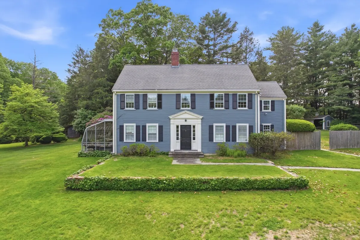 19 Wilsondale St, Dover, MA 02030 - #1