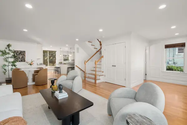 144 Princeton Ave, Waltham, MA 02151