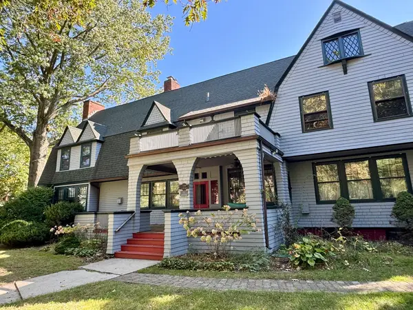 179 Clarendon St, Springfield, MA 01109