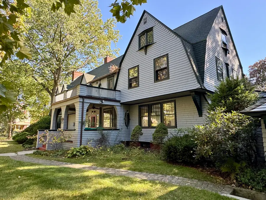 179 Clarendon St, Springfield, MA 01109 - #3