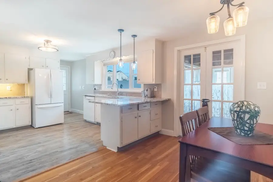 11 Hillview Rd, Holyoke, MA 01040 - #3