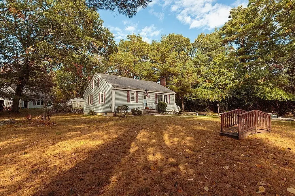 375 Old Russell Street, Woburn, MA 01801 - #1