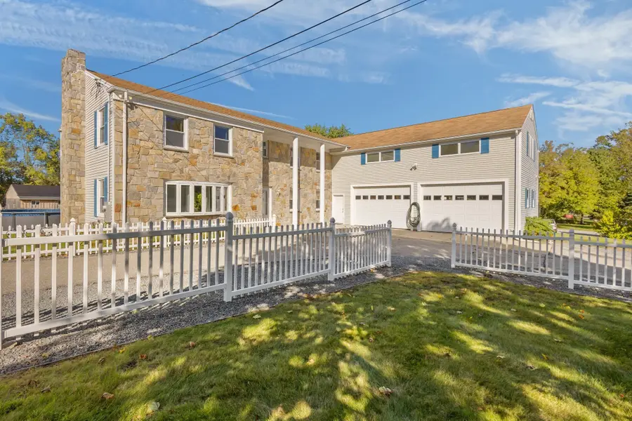 763 Wood St, Swansea, MA 02777 - #2