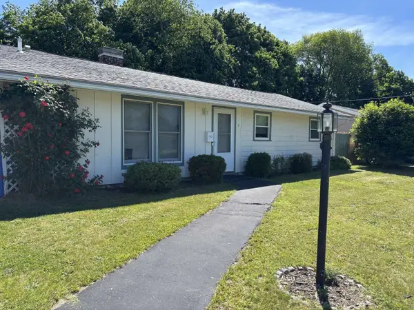 5 Pictun Road, Randolph, MA 02368