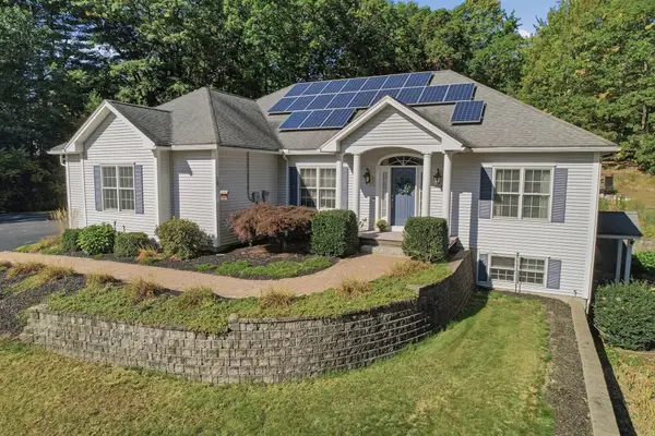 429 Wanoosnoc Road, Fitchburg, MA 01420
