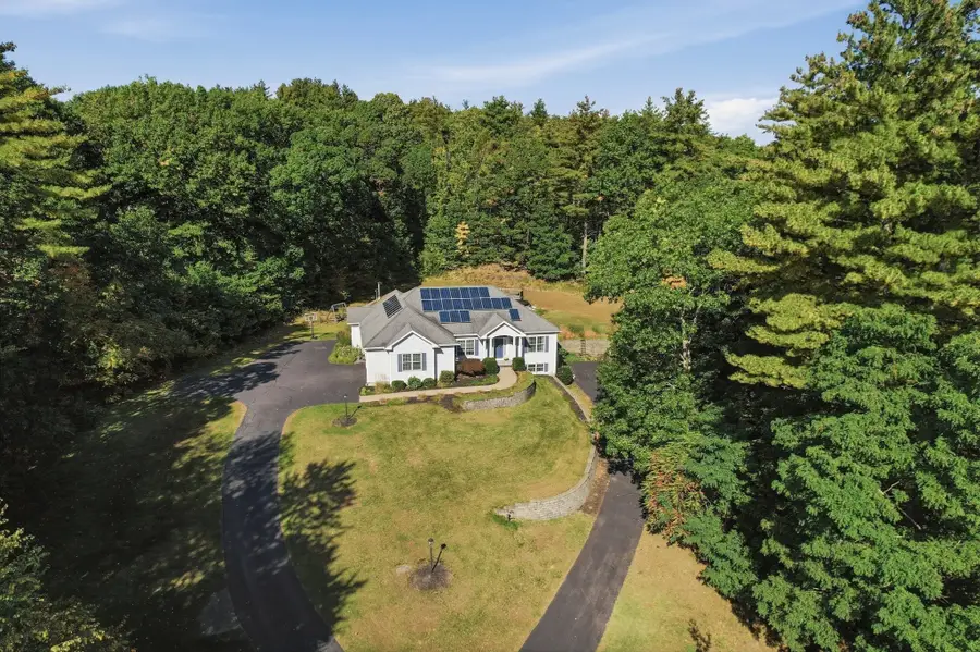 429 Wanoosnoc Road, Fitchburg, MA 01420 - #3