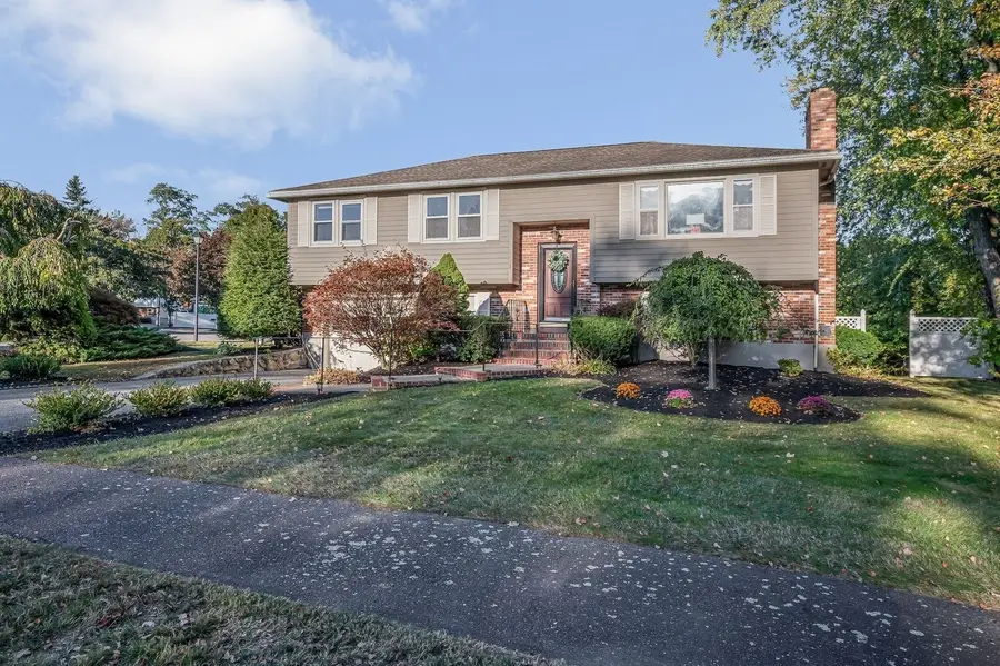 3 Jennifer Dr, Saugus, MA 01906 - #2
