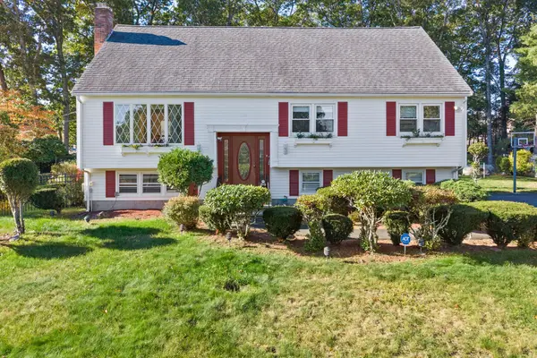 22 Kimberly Lane, Randolph, MA 02368