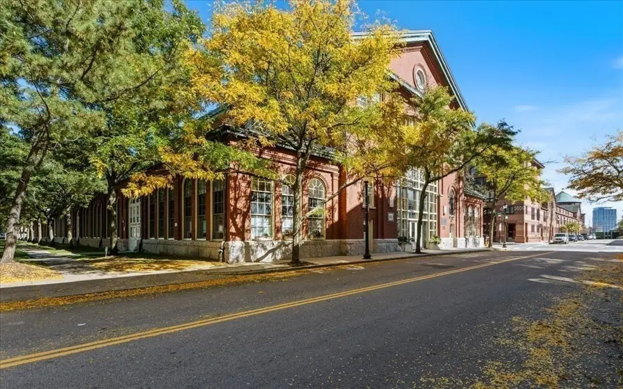 106 13th #312, Boston, MA 02129 - #2