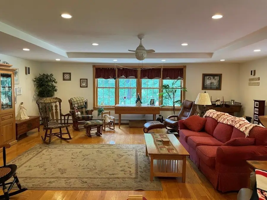 77 Newton, Greenfield, MA 01301 - #3