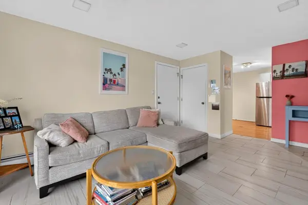262 E Haverhill St #23, Lawrence, MA 01841