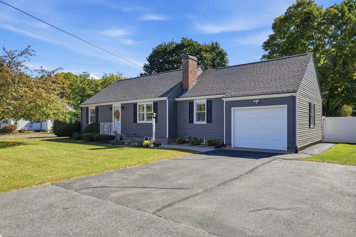 724 Dewey St, West Springfield, MA 01089 - #1
