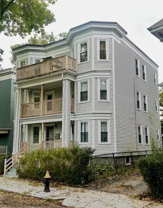 19 Samoset St, Boston, MA 02124