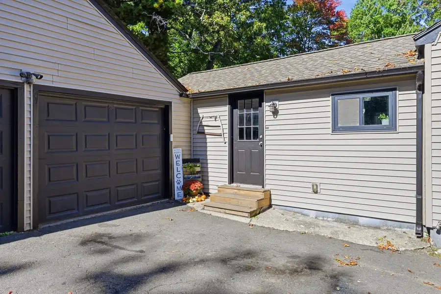 39 Birchwood Rd, Southwick, MA 01077 - #3